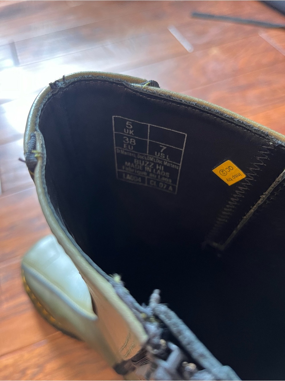 BUZZ HI
Tall Eclipse Leather Boots - Picture 3 of 4